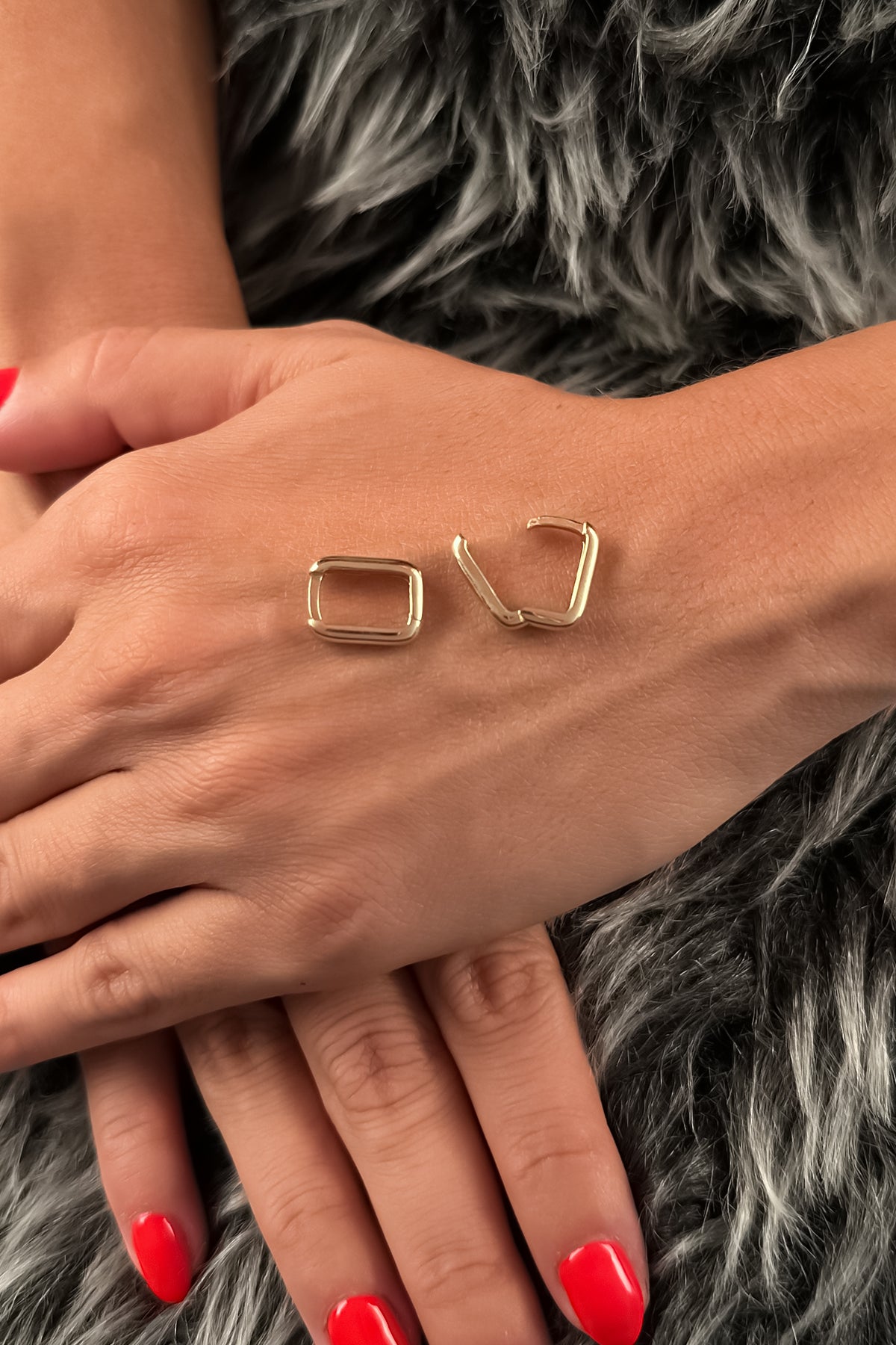 14ct Gold Thick U Shape Huggie Hoop Earrings-2